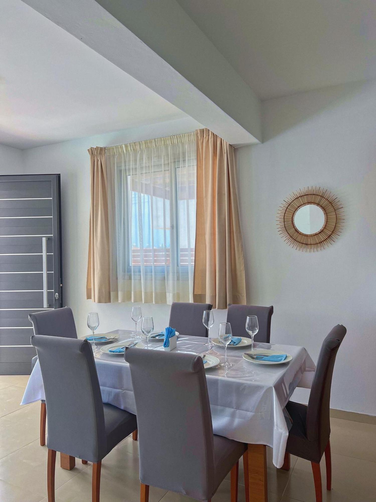 3 Bedroom Coral Bay Beach Seaview Villa I Private Pool Peyia Exterior photo